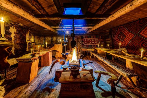 Comment découvrir les traditions de la cuisine viking en Scandinavie?
